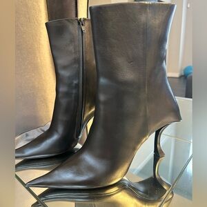 BALENCIAGA Hourglass black leather sculptural curved heel knife point ankle boot